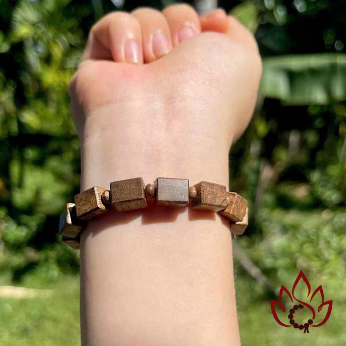 Vòng Trầm Hương Hạt Lách | Trầm Tốc Kiến Tự Nhiên Lâu Năm